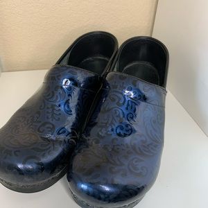 Navy Arabesque Dansko Clogs size 43